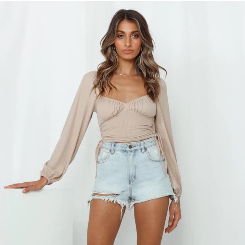 Hello Molly Top - Picture 2 of 5